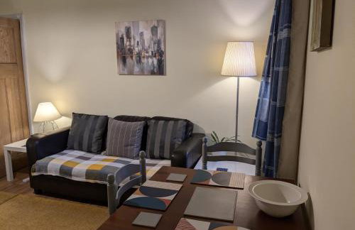 Apartment with Outside Patio and Car Space - Foto 4