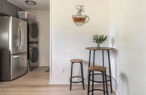 Updated home near Fort Jackson - Foto 19