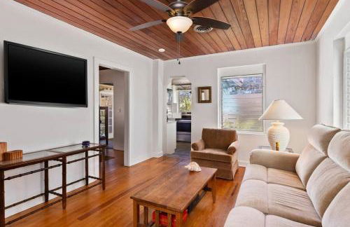 1mi to Beach Jungle Bungalow 1 acre with Pool - Foto 8