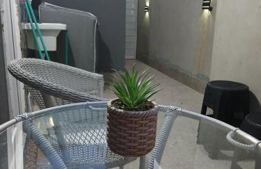 Casa c AR - condomínio prox ParkShopping Cpo Grande a 30 minutos do Recreio, c 2 TVs Smart de 50 e 43 polegadas-varanda privativa- cozinha completa e séries liberadas - CS4 - Photo 37