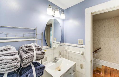 2 Mi to Chardon Square Family Farmhouse Escape - Foto 21