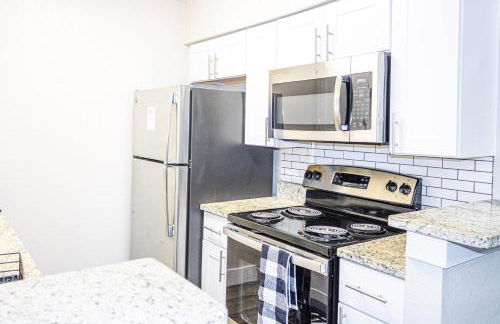 Walk to AT&T Stadium , Globelife from Cozy 2bd/ba Apartment - Photo 7