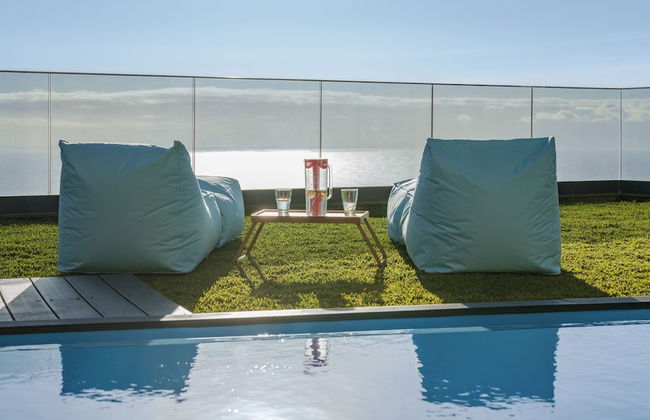 With Pool and Superb sea View - Villa Candelária - Foto 53