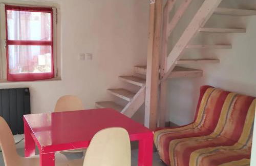 Chalet confortable à Varces-Allières-et-Risset avec terrasse - Photo 3