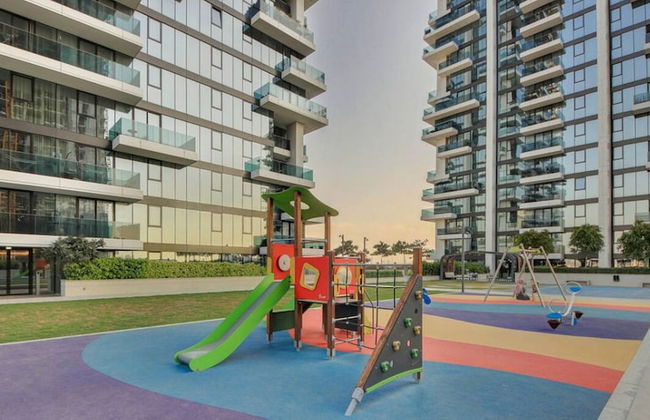 Lux 1BR w World Highest Sky Track Rooftop Pool - Photo 19