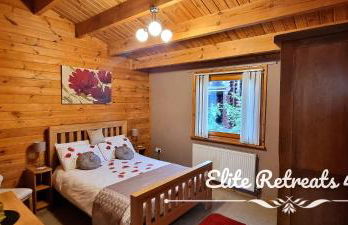 Elite Retreats 4U Lakeside Hot Tub Log Cabin with the fishing peg at Tattershall Lakes Park - Foto 23