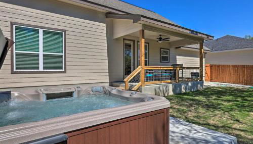 Convenient Cute Cottage Hot Tub Fire Pit Sleeps 6 - Foto 5