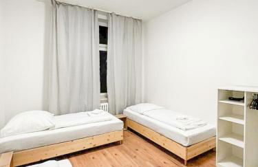 Tolstov Apartments - Several 1 Room Fitter Apartments with kitchen and washing machine - 25 Min Messe DUS - Photo 23