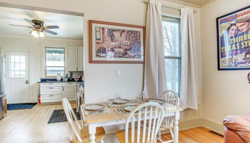 Lovely Elkhart Lake Apartment - Walk to Town! - Foto 4