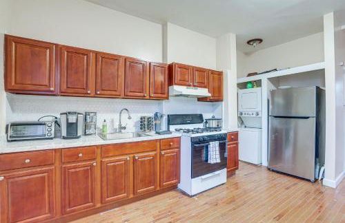Comfy Bayonne Townhome about 11 Mi to NYC Attractions - Foto 2