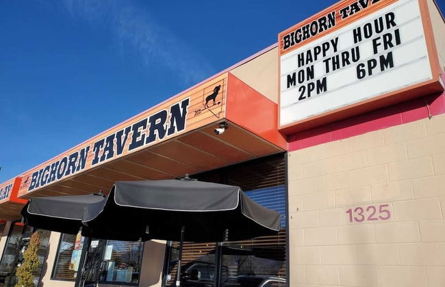 DT Reno - Modern Home Private Patio Workspace - Photo 25