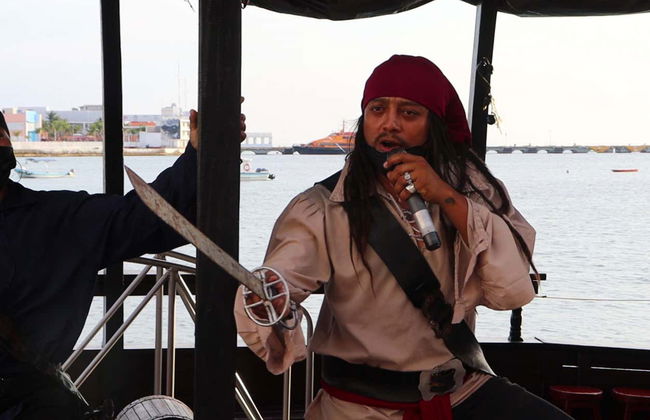 Pirate Ship Cruise with Dinner and Show - Photo 4