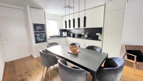 Nice House, 5 rooms, garden, free parking, SmartTV - Foto 4, stove, pet friendly, minibar