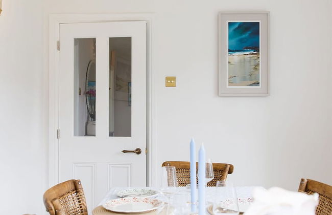 Newly Renovated Cottage 150m From Waterfront - Photo 18