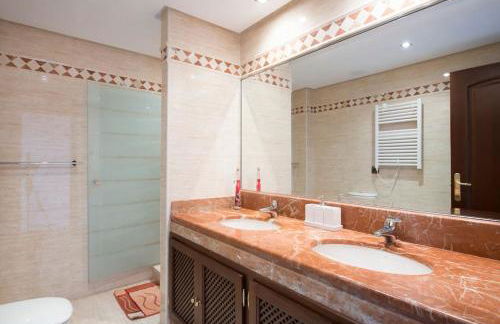 Luxury apartment with sea views, golf, gym, spa, 7 pools - Foto 32