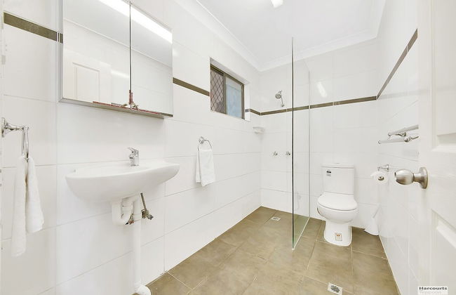 Driftwood On The Beach - Photo 29