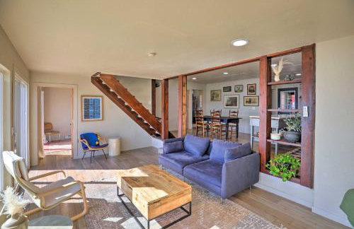 Lakefront Cabin with Patio and Views in Lake Norden - Foto 4