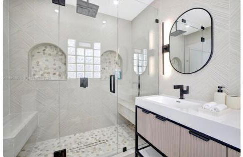 Waterfront Villa with 3 bedroom private suites - Foto 20