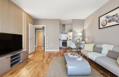 Stunning 11th Floor Canary Wharf Flat River and City Views - Foto 2