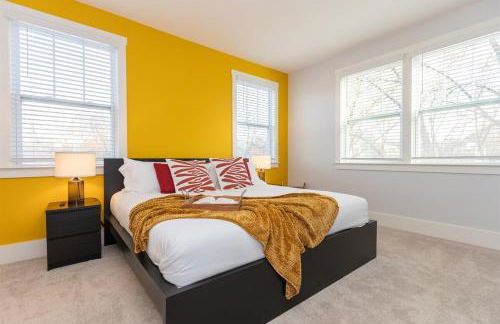 Birdsong Bungalow - Hot Tub, Game Room, Fire Pit - Foto 15