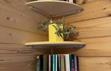 Cosy Cabin, hidden from the main house - Sleeps 2 - EV - Foto 38