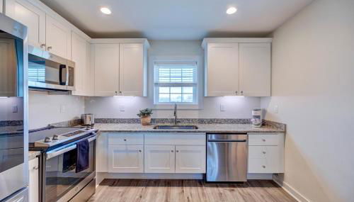 306 Queen Suite, 3rd Floor Low Tide - Photo 3