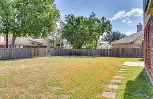 Spacious Sugar Land Home with Yard and Pool Access! - Photo 37