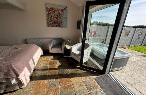 Dwylig Isa Holiday Cottages - Photo 2