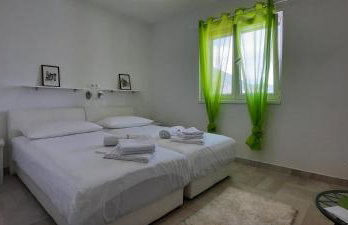 Apartments SUHO Komiza - Photo 9