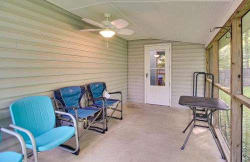 Walk to Beach Charming Maryland Home with Yard! - Foto 17