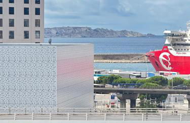 Spacious & bright apartment Joliette district - Foto 2