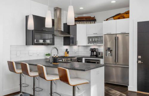 TWO Adjacent Homes in 12 South and Belmont area Sleeps 20 People - Foto 2