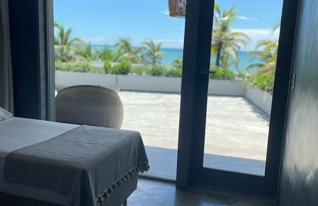 Club de Mar Condo Hotel - Photo 47