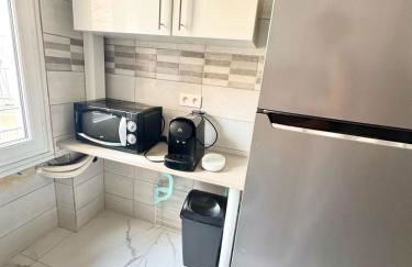 Nice Apt - City Center, Wifi, AC, 4-5 Pers - Foto 7