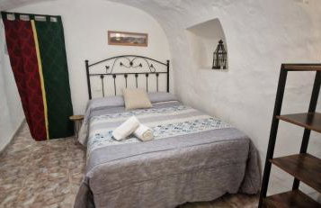 Casa Cueva Calatrava - Photo 11