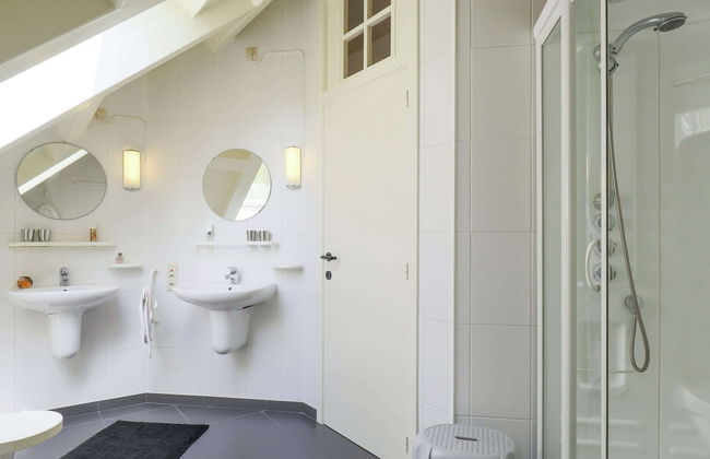 Rendeux Villa With Garden - Photo 23