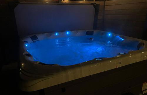 New Listing 2BR/2BA on Trout Lake HotTub & Firepit - Foto 45