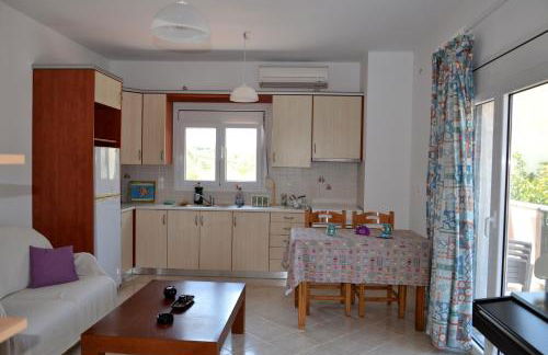 Spacious 1 bedroom apartment 2 km to Pessada beach - Photo 20