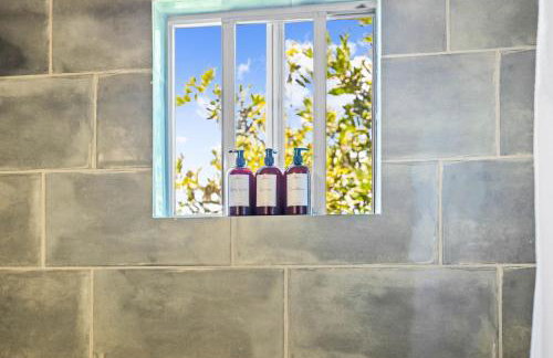 Stunning Bay Views with Pickleball and Hot Tub - Foto 26