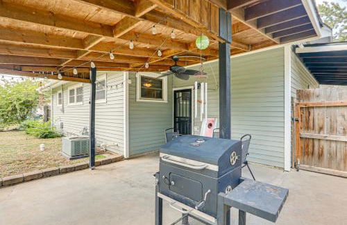 2 Mi to Zoo, Fenced Yard Family Home in Wichita! - Photo 18