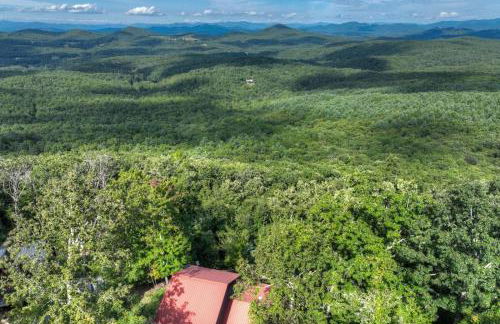 Eagles View Ridge - Gorgeous Mountain Views from the Hot Tub + Firepit - Foto 28