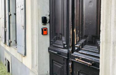 AUTOUR DU CHATEAU - Foto 18