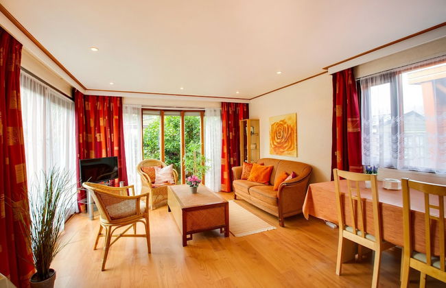 Chalet in Veluwe Near De Grote Ark - Photo 6