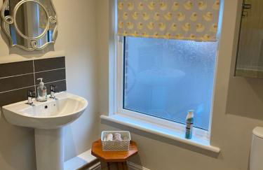 Kezbah2 22 the square centre of Dalston village - Photo 16