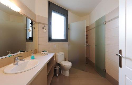 Gorgeous Eco Friendly Seaside Villa Nefeli - Foto 8