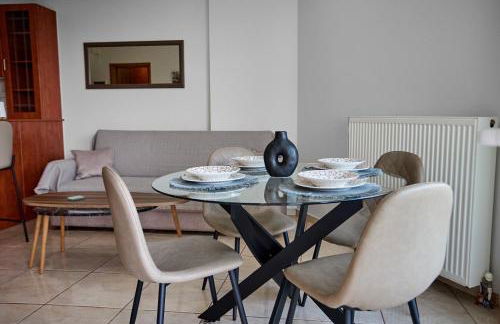 Chios Town Apartment - Heart Of Chios Town With 2 Minute Walk To The Beach - Photo 14