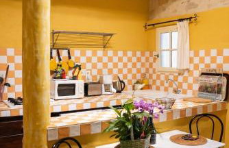 Appartement familial à Arles avec jardin et piscine - Foto 1
