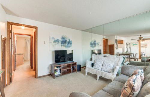 Lakefront Pelican Rapids Cabin with Boat Dock! - Foto 4