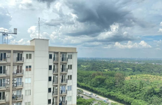 Homey and Minimalist 2BR at Podomoro Golf View Apartment - Photo 18