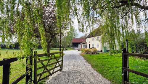 Secluded 16th Century Farmhouse with private grounds - Foto 1
